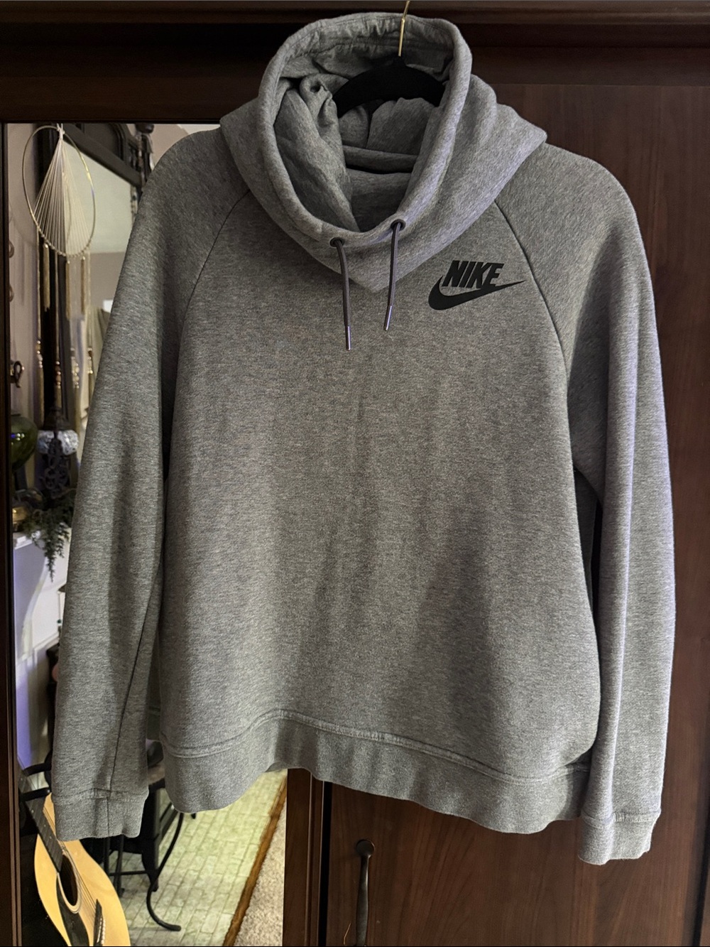 Nike Funnelneck Hoodie, Women’s Medium